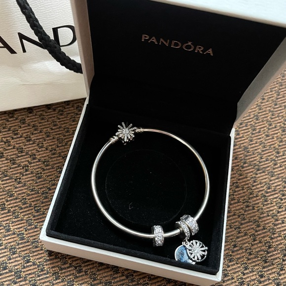 NWOT Limited Edition Pandora Fireworks Bangle Bracelet w/ 3 Christmas Charms EUC - Picture 4 of 15